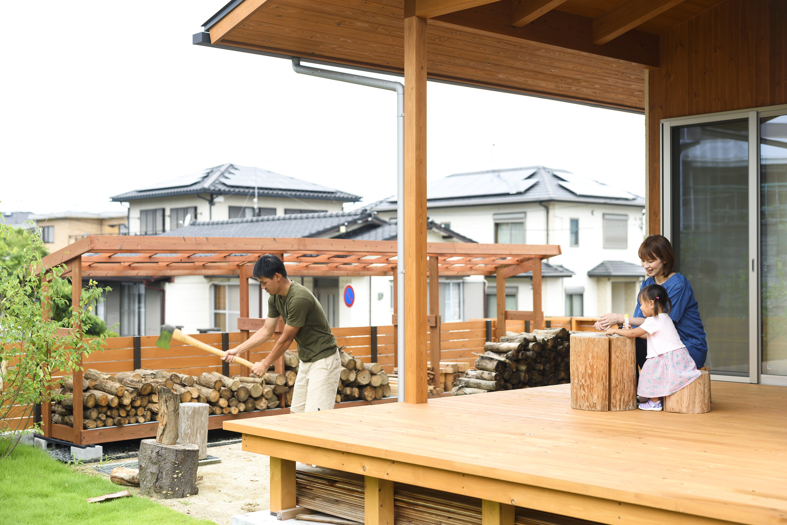 大黒柱のある大きな片流れ屋根の家 設計士とつくる福岡の注文住宅 長崎材木店一級建築士事務所
